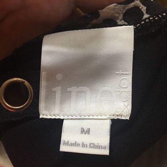 Line Dot NWT black blue patterned short sleeved top Medium - Picture 7 of 9